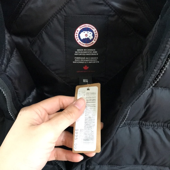 Canada Goose Ladies Hybridge Jacket BNWT - Picture 3 of 3